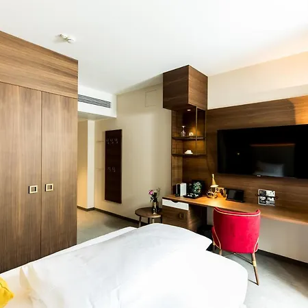 Hotel Am Schloss - Schlossresidenz 4*