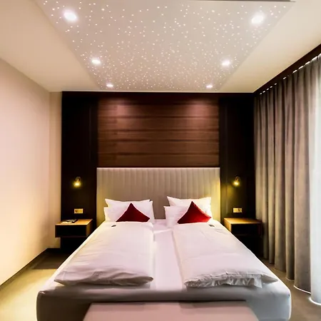 Hotel Am Schloss - Schlossresidenz 4*