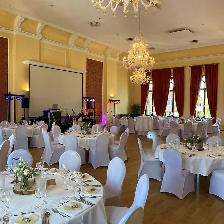 Am Schloss - Schlossresidenz Aurich