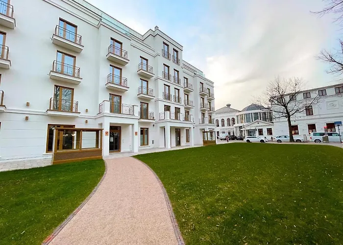 Am Schloss - Schlossresidenz Отель Аурих