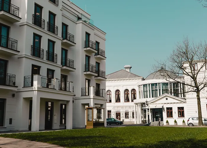 Am Schloss - Schlossresidenz Aurich (Ostfriesland)